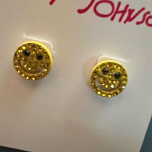 💛 Betsey Johnson Yellow Sparkling Crystal Smiley Face Earrings 💛